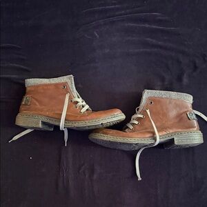 Stylish Tan Lace-Up Boots for Women